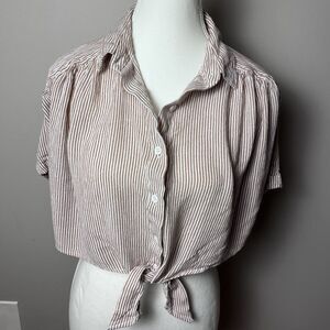 Cooper Blue Women’s Top Size Large Cropped Tan White Strip Button Up Tie Front